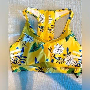 Zyia Floral Reflective Light n Tight Sports Bra